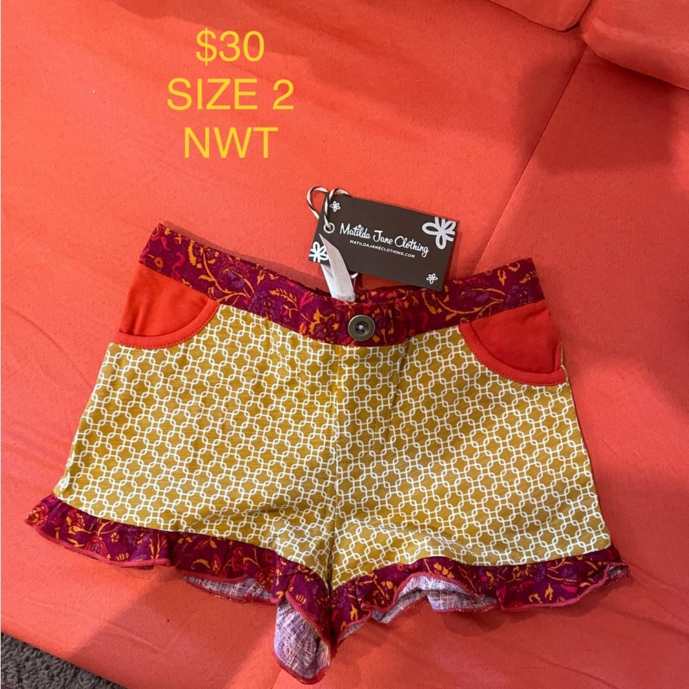 MJ SHORTS SIZE 2